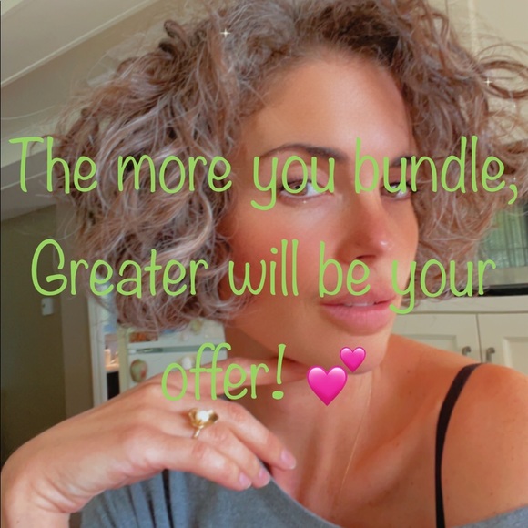 Hi 👋🏻! Like to bookmark my closet! - Picture 4 of 5